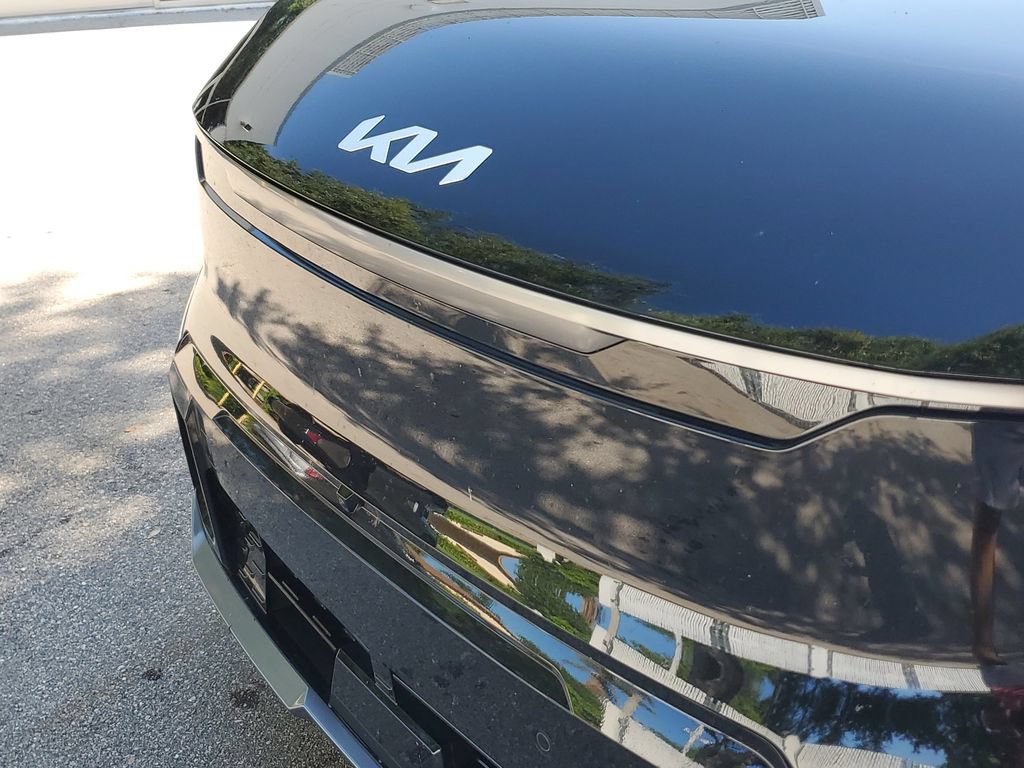 Used 2024 Kia EV9 GT-Line AWD/4WD image 8
