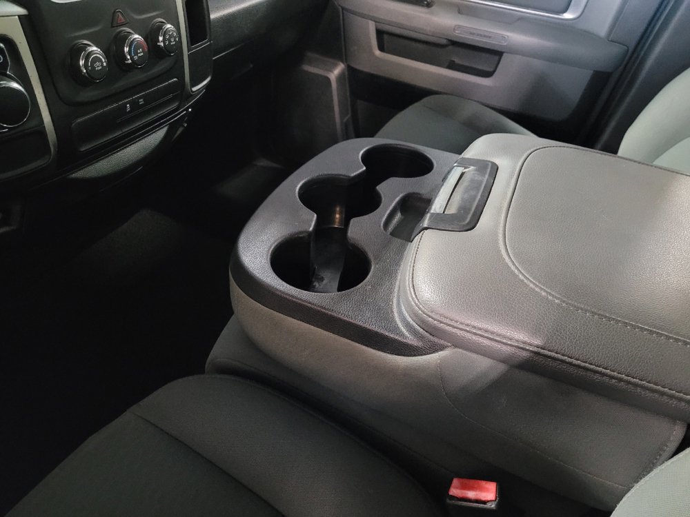 Used 2017 RAM 1500 Classic SLT RWD image 26