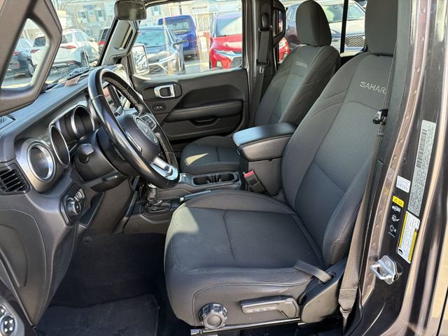 Used 2020 Jeep Wrangler Unlimited Sahara w/ Dual Top Group image 13