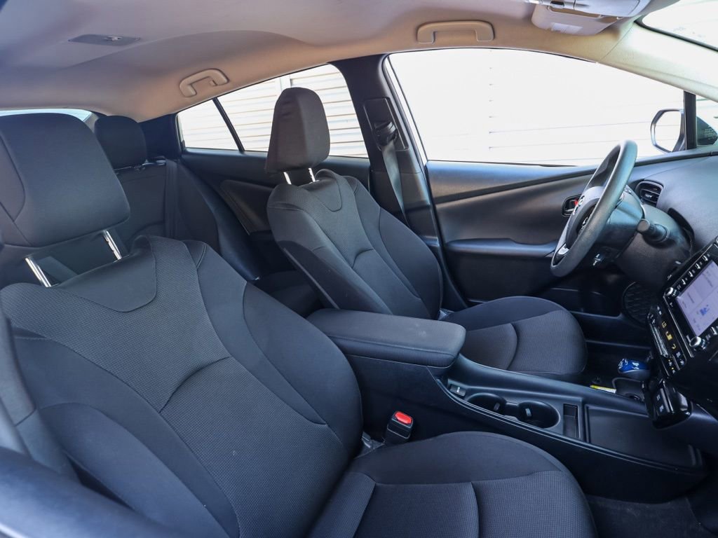 Used 2021 Toyota Prius L Eco image 21