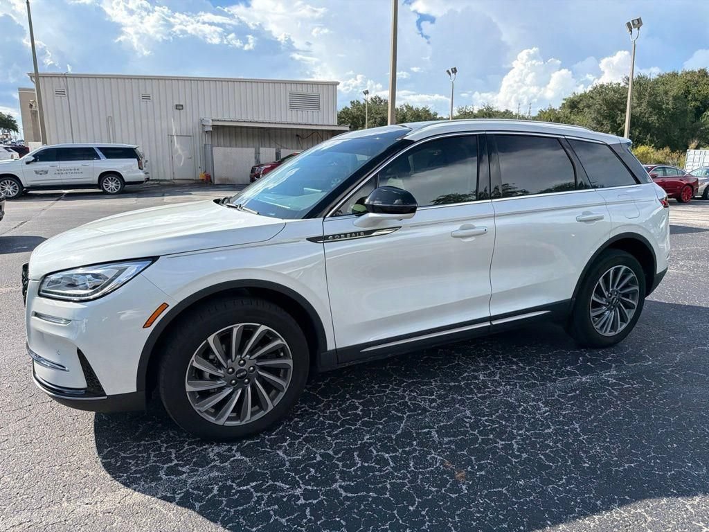 Used 2024 Lincoln Corsair Reserve w/ Equipment Group 201A FWD image 7