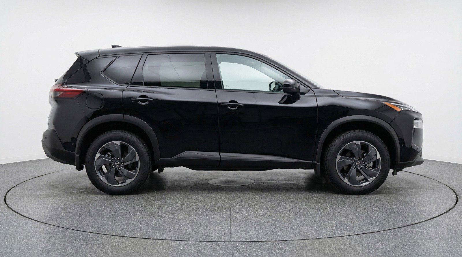 Used 2025 Nissan Rogue SV FWD image 11