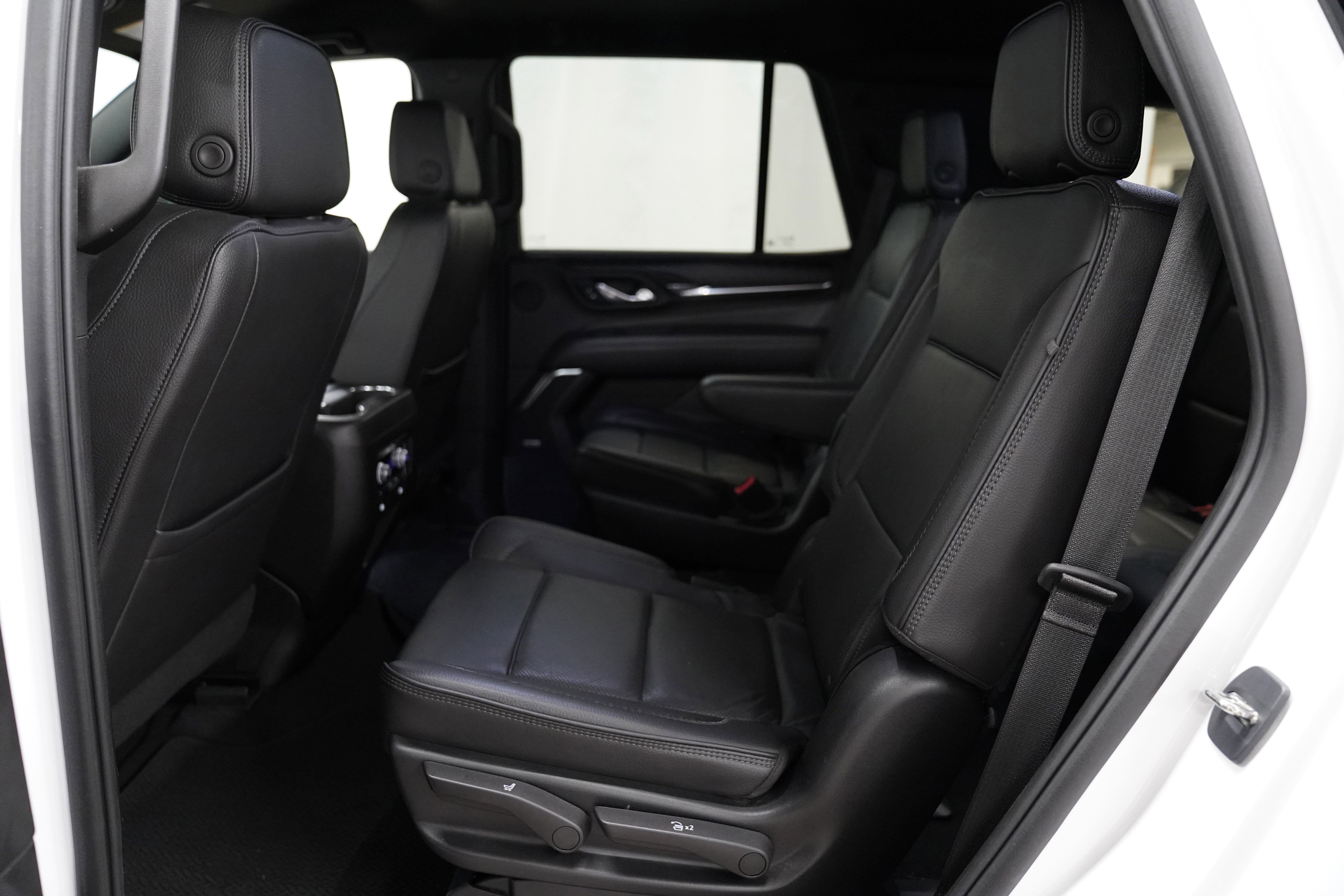 Used 2023 GMC Yukon Denali image 5