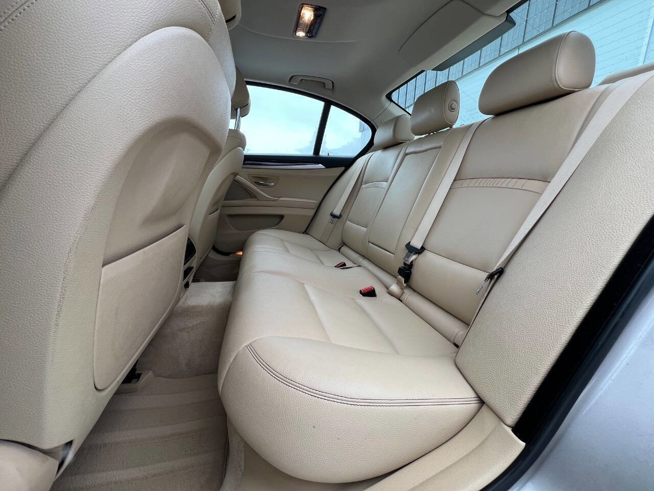 Used 2015 BMW 528i xDrive Sedan image 30