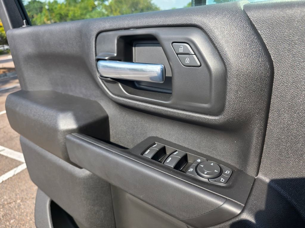 New 2025 Chevrolet Silverado 2500 Custom w/ Custom Value Package image 10