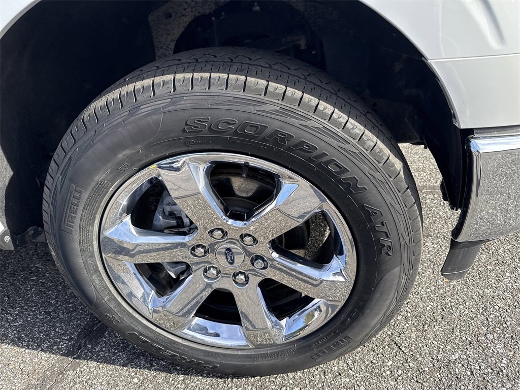 Used 2023 Ford F150 Lariat w/ Equipment Group 502A High image 13