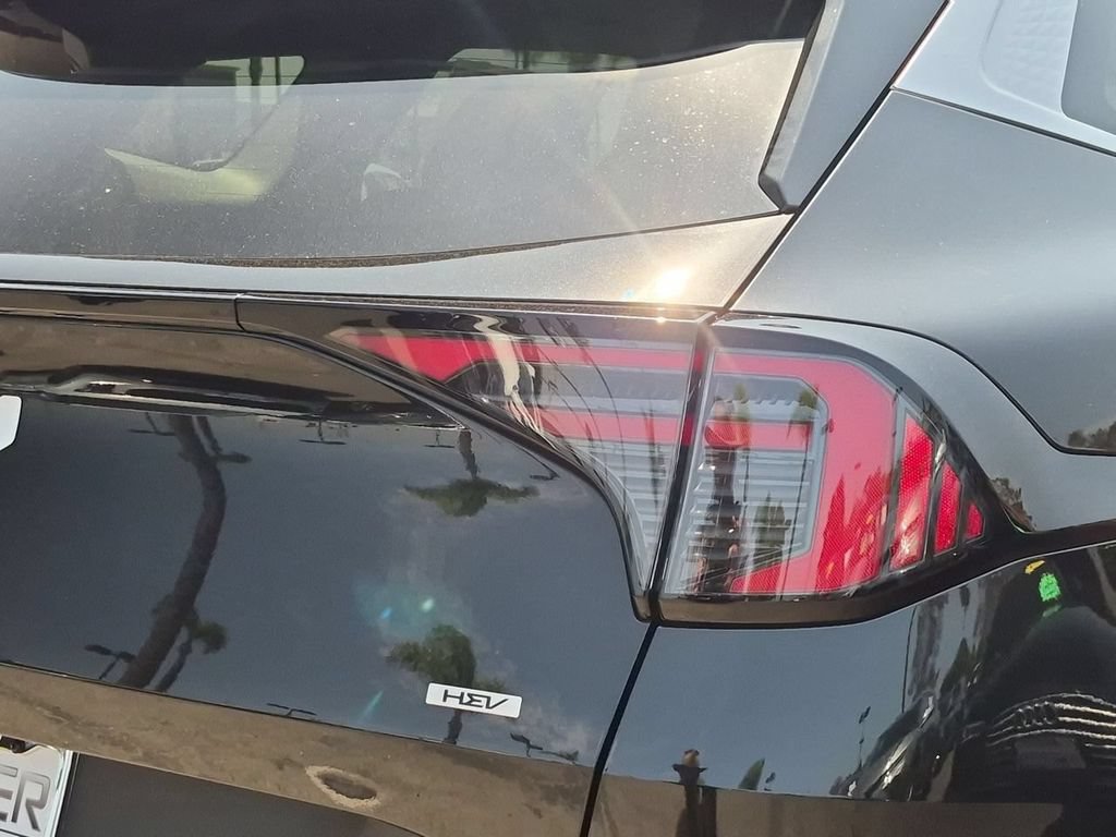 New 2027 Kia Sportage EX FWD image 32