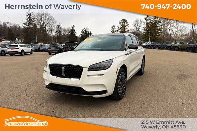 Used 2022 Lincoln Corsair Reserve w/ Equipment Group 201A AWD/4WD image 3