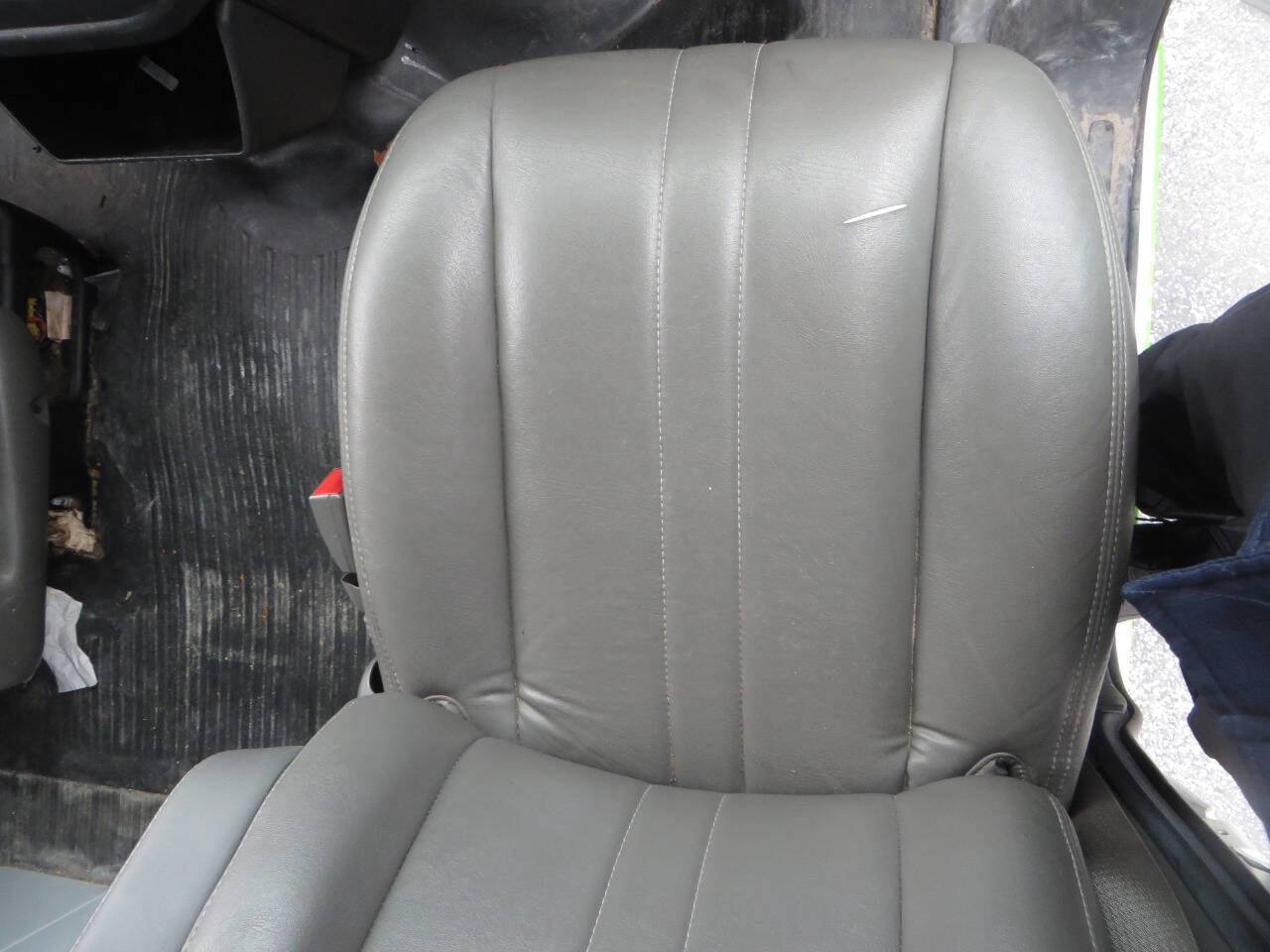 Used 2021 Chevrolet Express 2500 Extended w/ Driver Convenience Package image 40