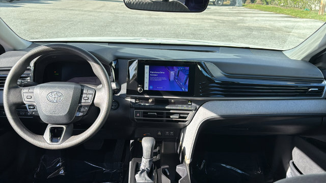 Used 2025 Toyota Camry LE w/ Convenience Package FWD image 14