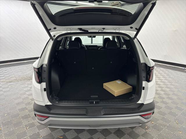 New 2026 Hyundai Tucson SEL w/ Tow & Go Package FWD image 19