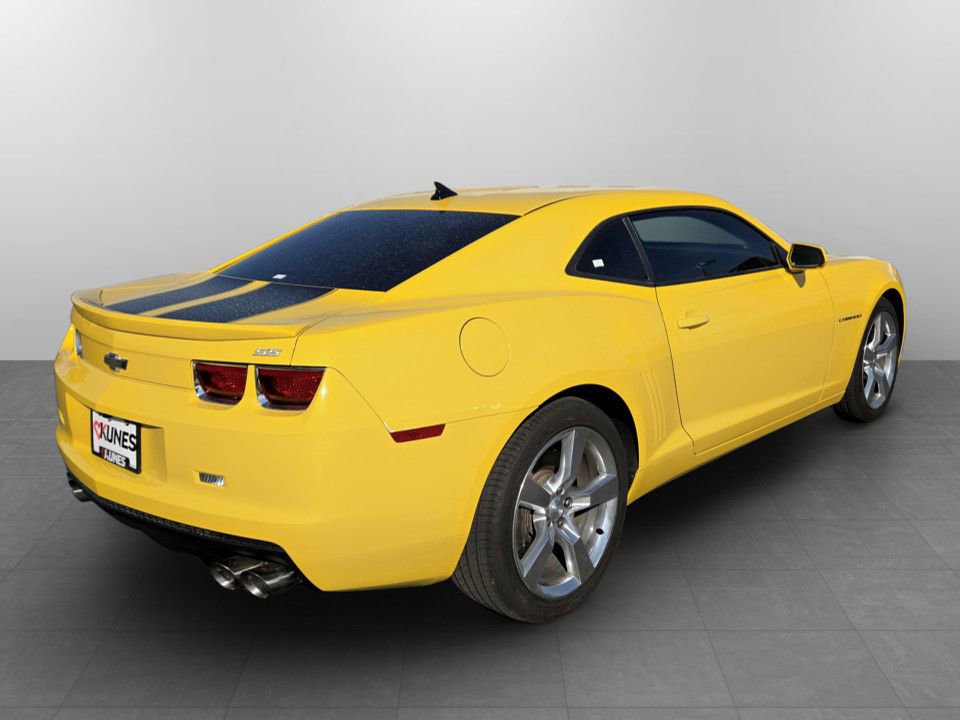 Used 2013 Chevrolet Camaro SS w/ Black Rally Stripe Package RWD image 4