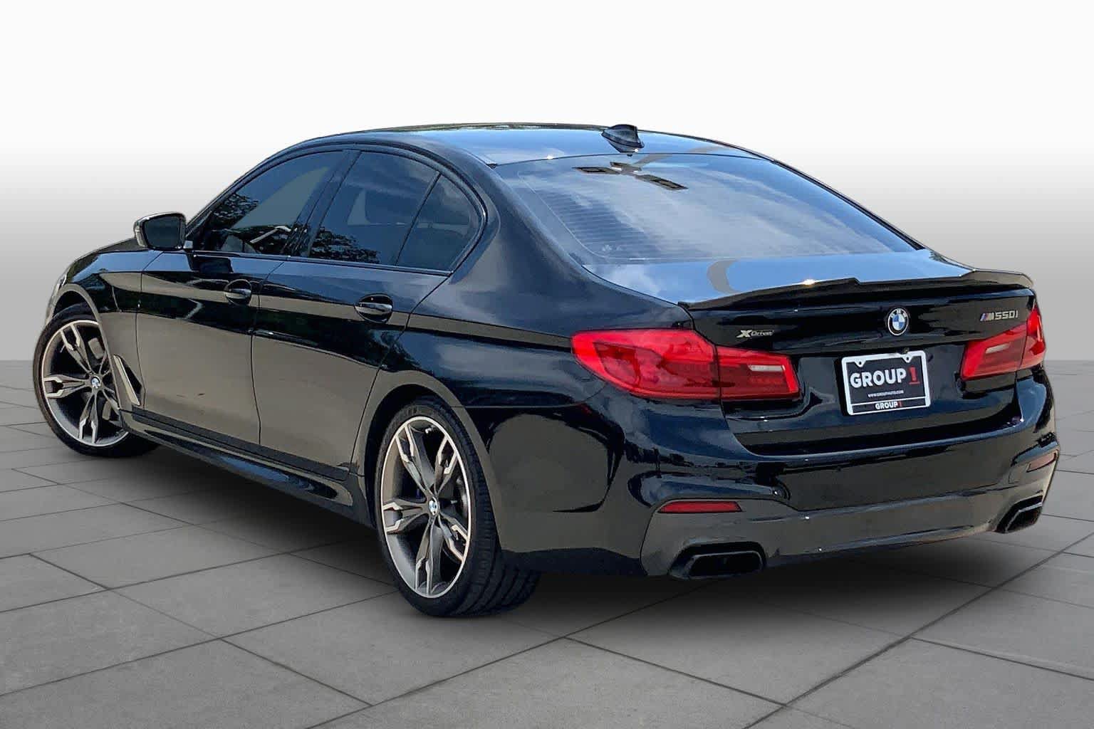 Used 2020 BMW M550i xDrive w/ Dynamic Handling Package AWD/4WD image 12