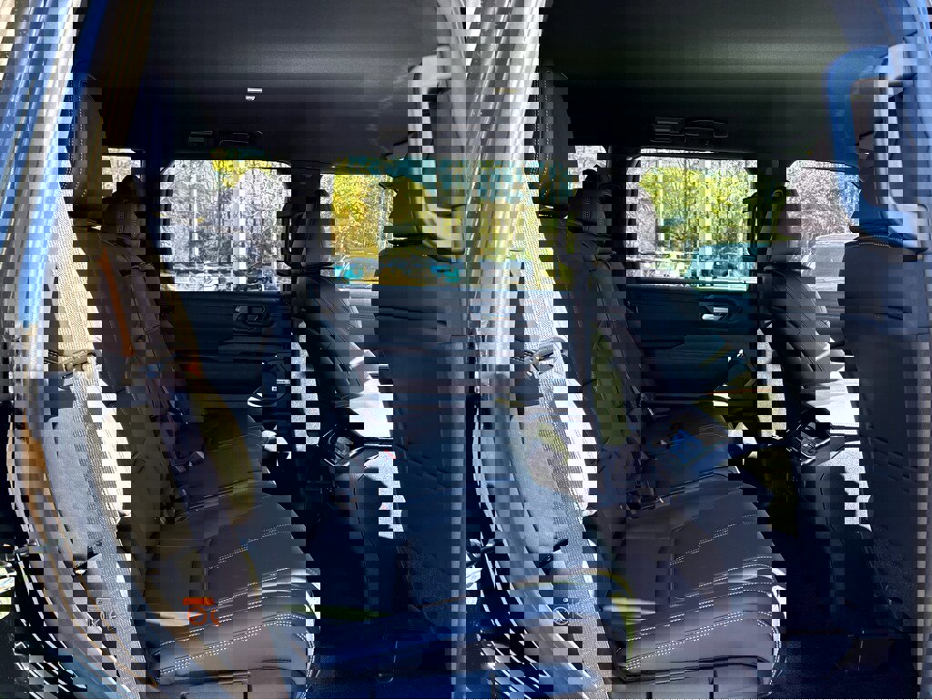 New 2026 Nissan Armada SL image 17