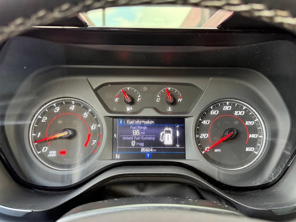 Used 2022 Chevrolet Camaro LT RWD image 17