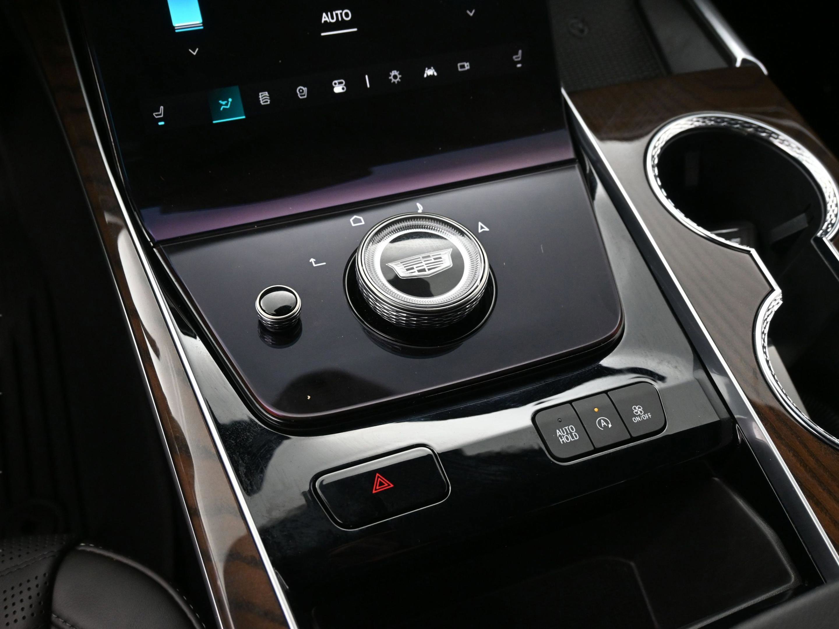 Used 2026 Cadillac Escalade Platinum Sport w/ LPO, ONYX Package image 26