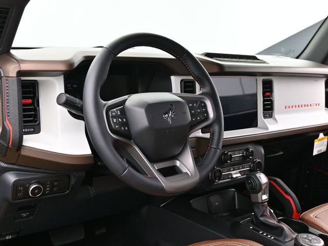 Used 2024 Ford Bronco Heritage Edition image 13