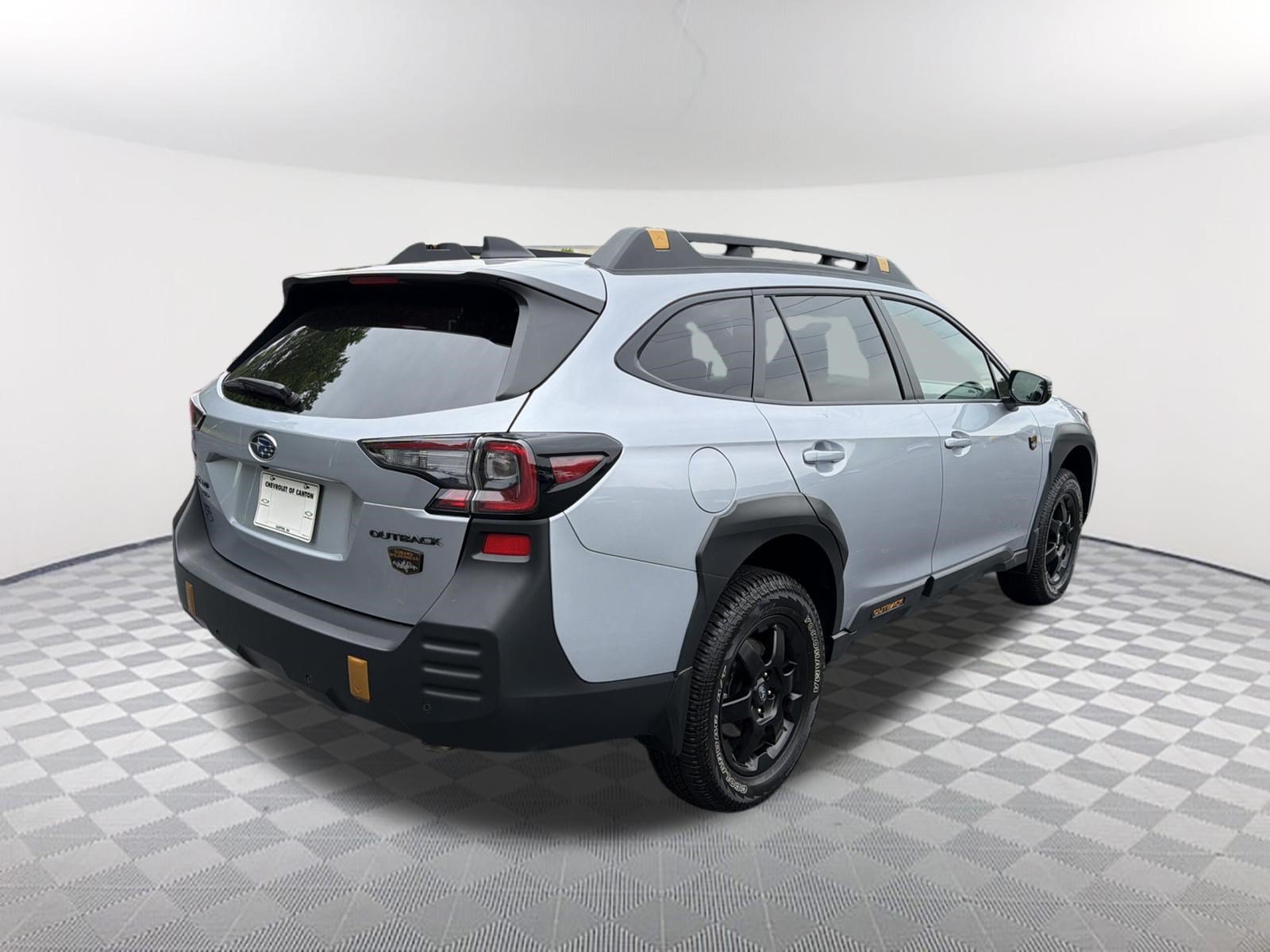 Used 2025 Subaru Outback Wilderness w/ Wilderness Package AWD/4WD image 5