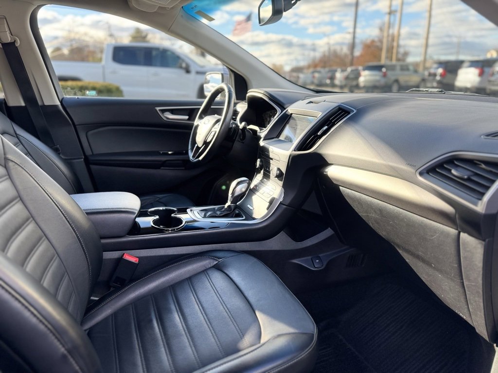 Used 2018 Ford Edge SEL w/ Equipment Group 201A image 11