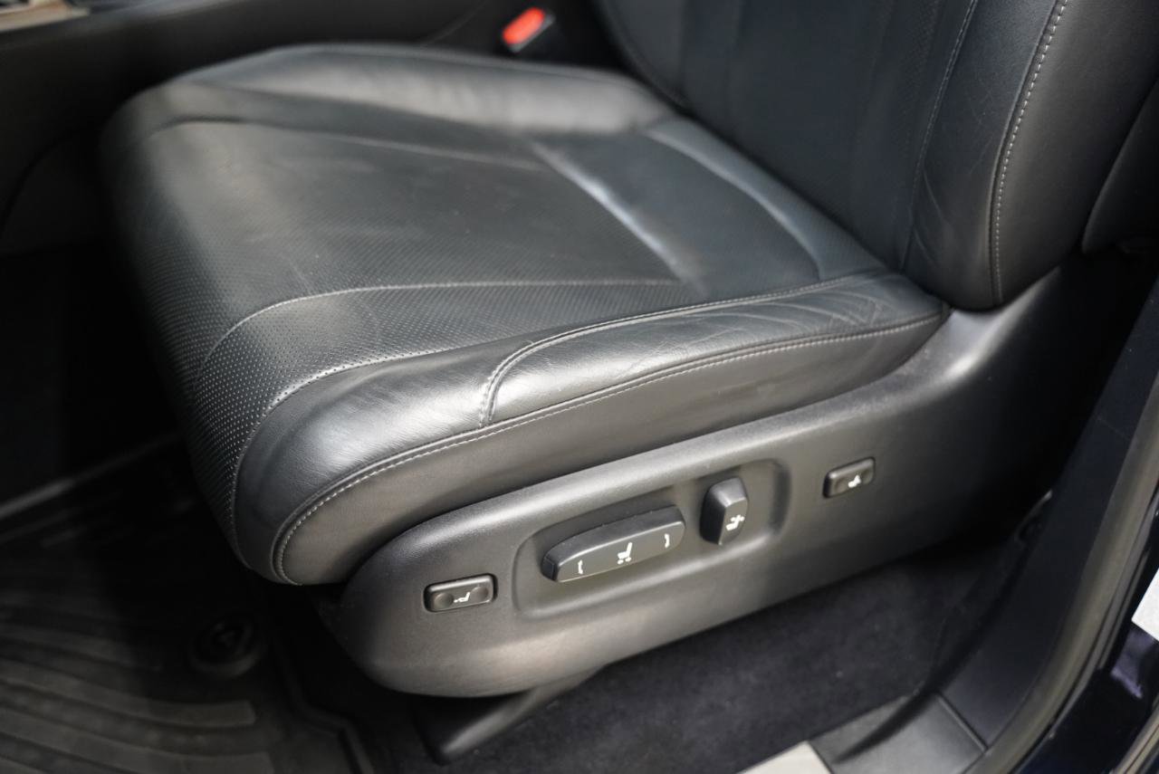 Used 2016 Lexus LX 570 4WD w/ Luxury Package image 26