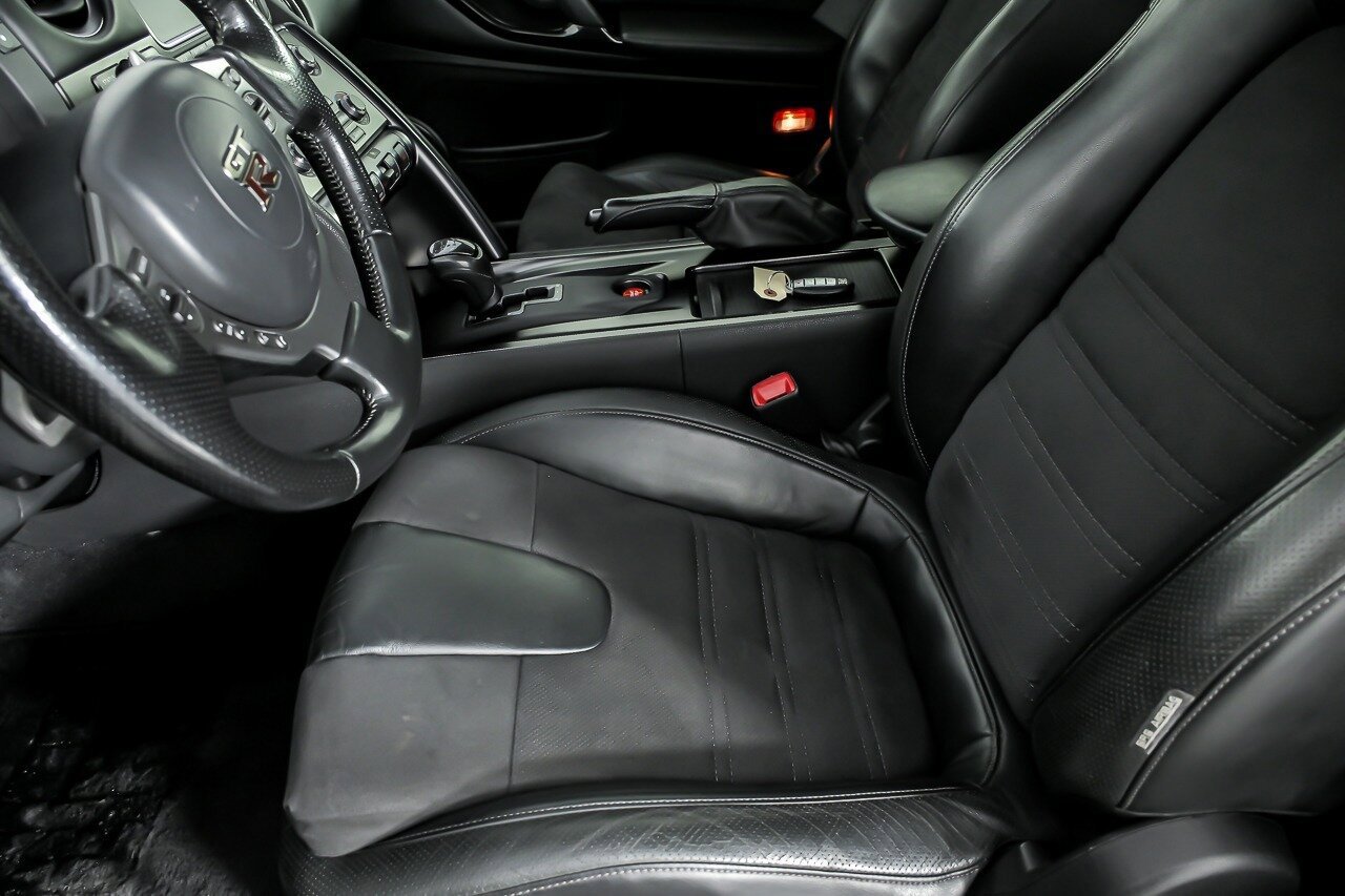 Used 2013 Nissan GT-R Premium AWD/4WD image 21