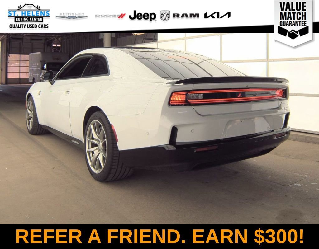 Used 2024 Dodge Charger Daytona Scat Pack w/ Plus Group AWD/4WD image 10