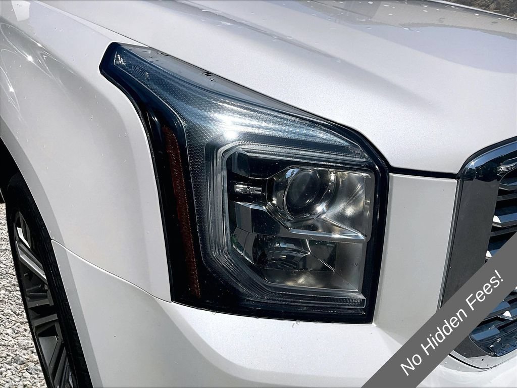 Used 2020 GMC Yukon Denali w/ Denali Premium Package AWD/4WD image 26