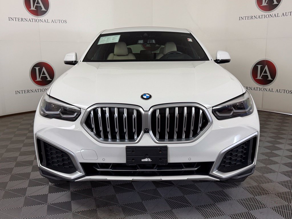 Used 2022 BMW X6 xDrive40i w/ Premium Package AWD/4WD image 2