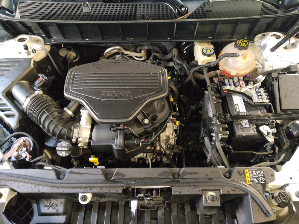 Used 2018 GMC Acadia Denali image 30