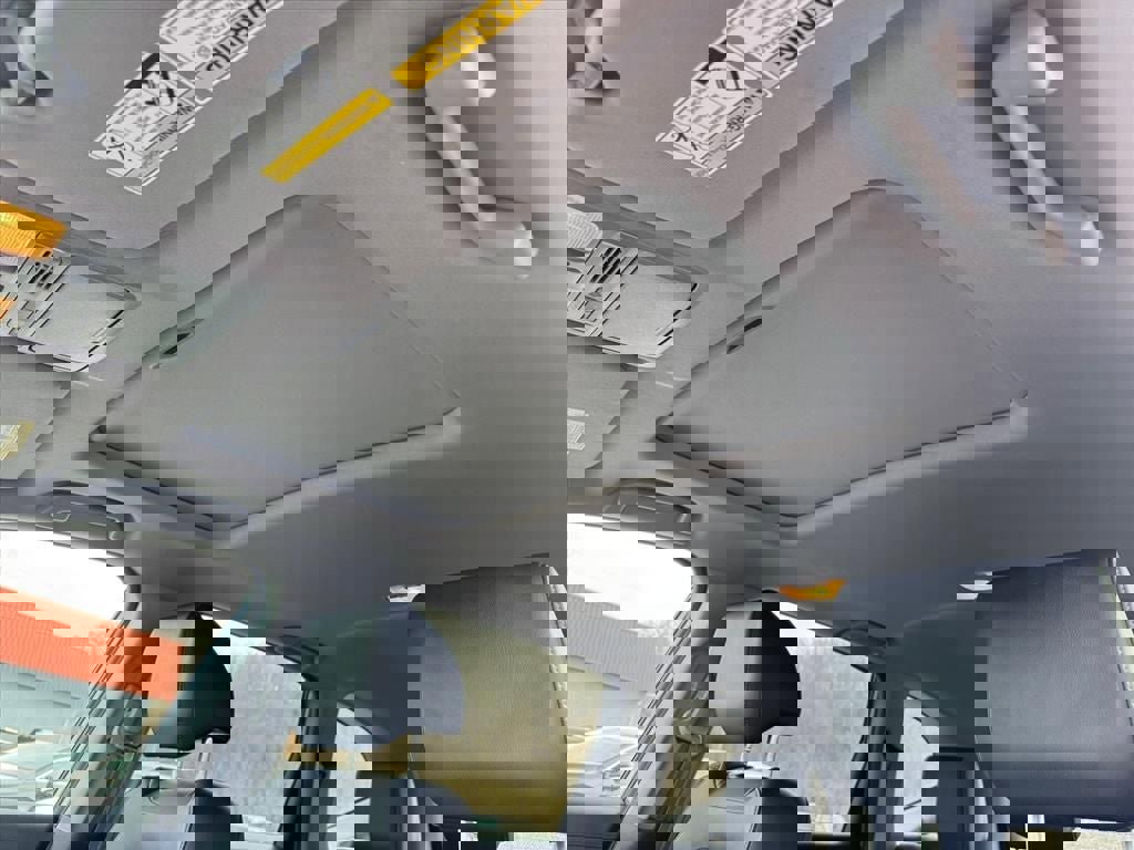 Used 2022 Honda CR-V EX-L image 16