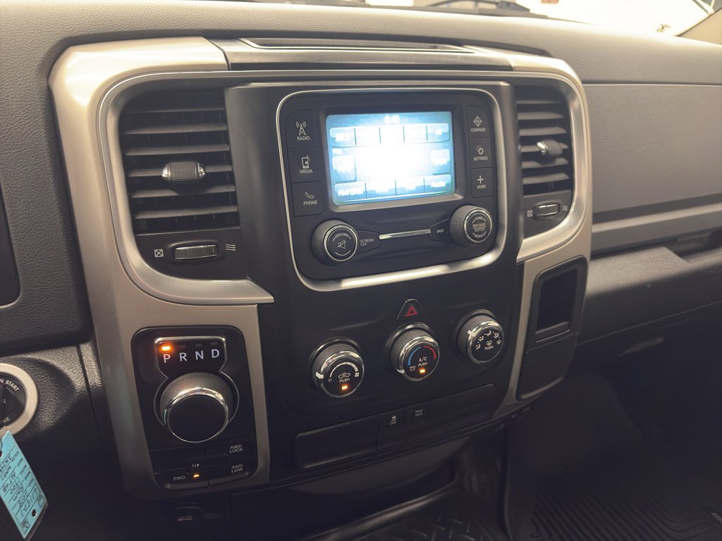 Used 2018 RAM 1500 Classic SLT image 20