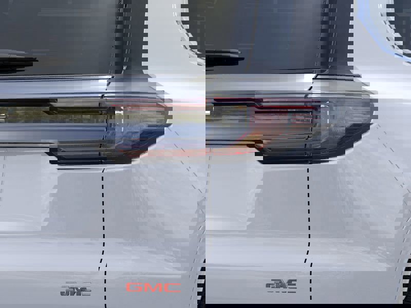 New 2026 GMC Acadia Denali w/ Super Cruise Package FWD image 11