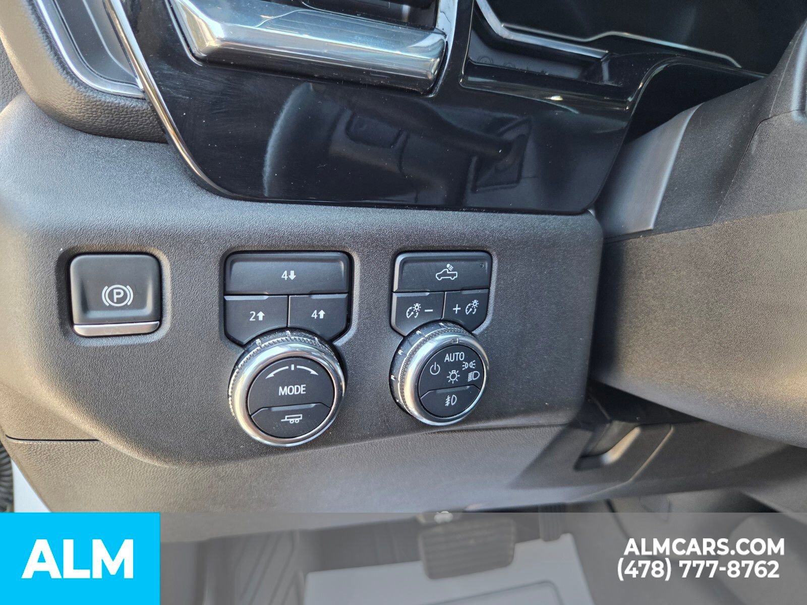 Used 2025 GMC Sierra 2500 SLE w/ SLE Convenience Package image 22