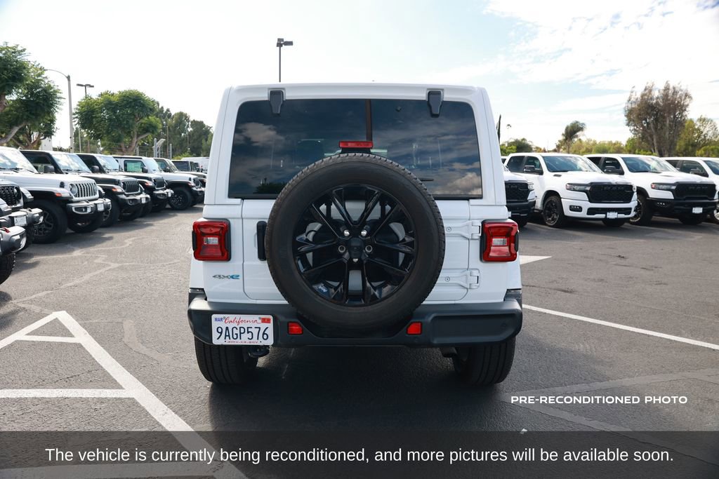 Used 2021 Jeep Wrangler Unlimited Sahara w/ Cold Weather Group image 4