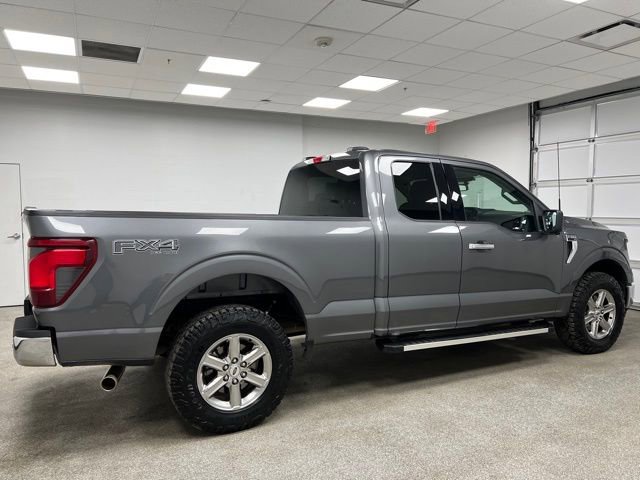 Used 2024 Ford F150 XLT w/ FX4 Off-Road Package image 11