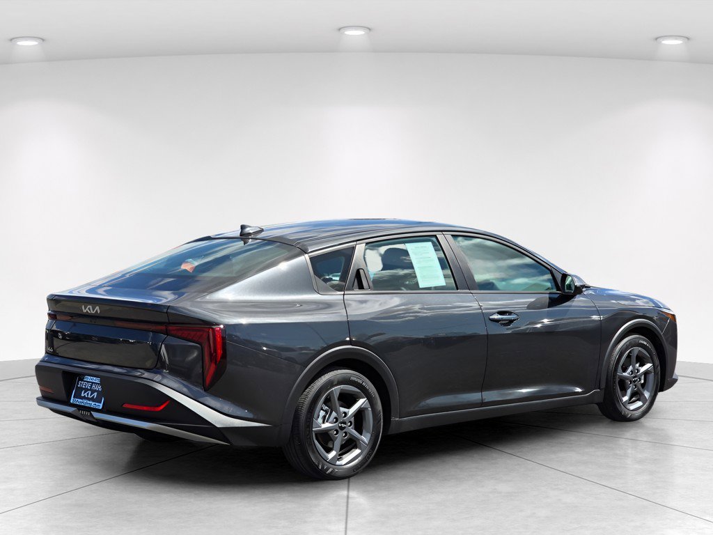 Used 2025 Kia K4 FWD image 6
