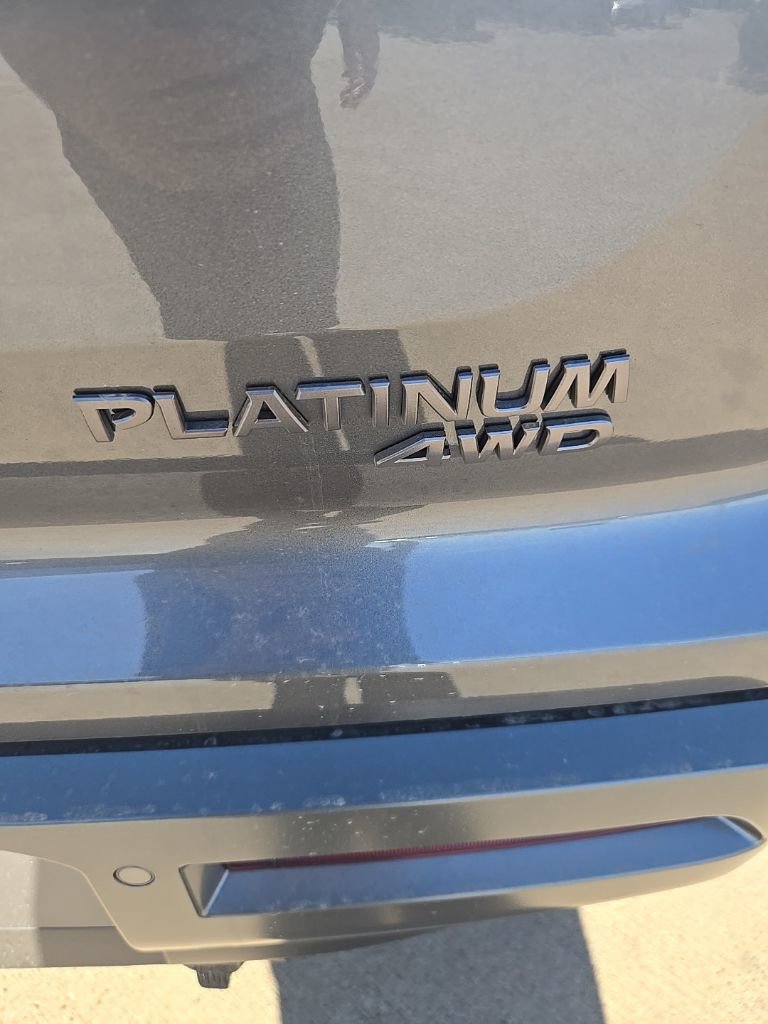 New 2026 Nissan Pathfinder Platinum image 14