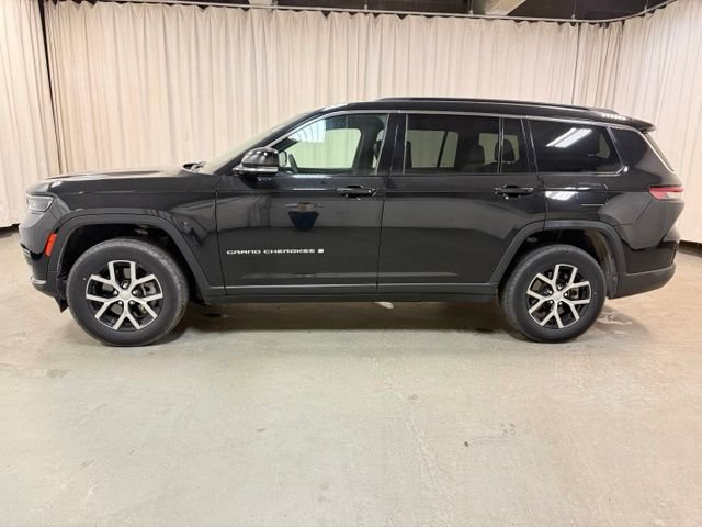 Used 2024 Jeep Grand Cherokee L Limited w/ Trailer Tow Package AWD/4WD image 9