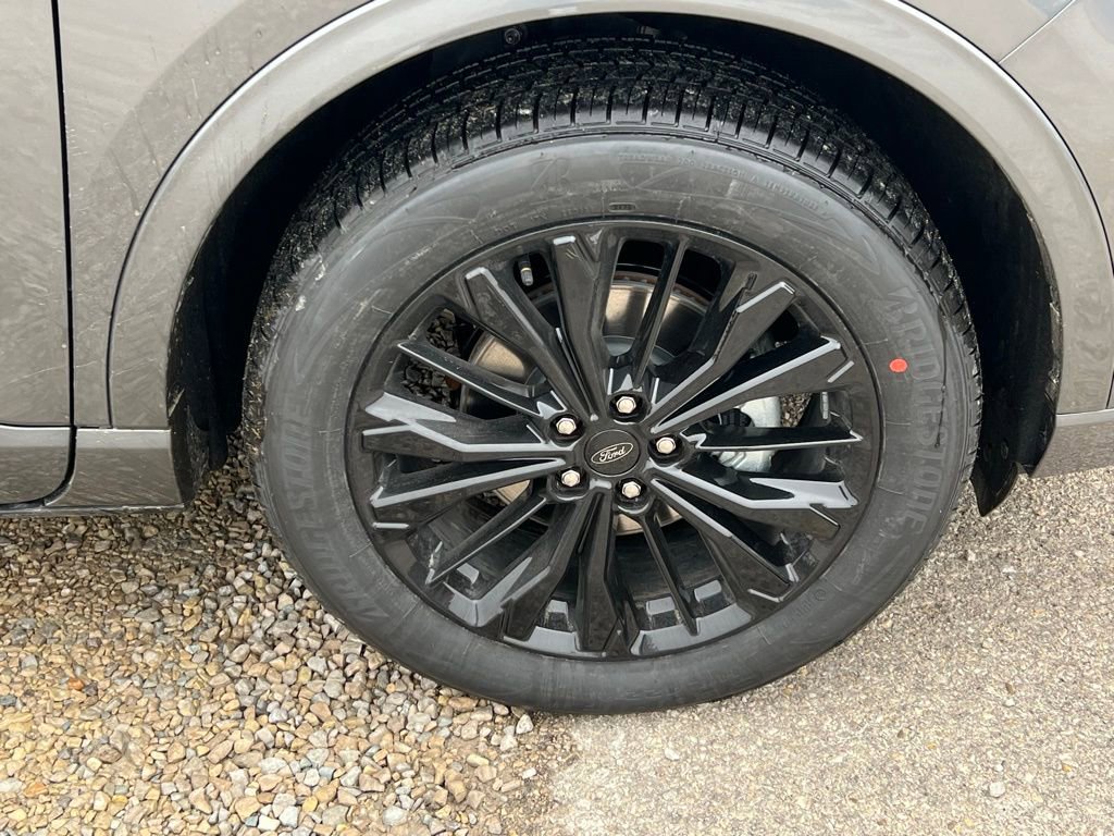 New 2026 Ford Escape ST-Line Elite w/ Equipment Group 501A image 10