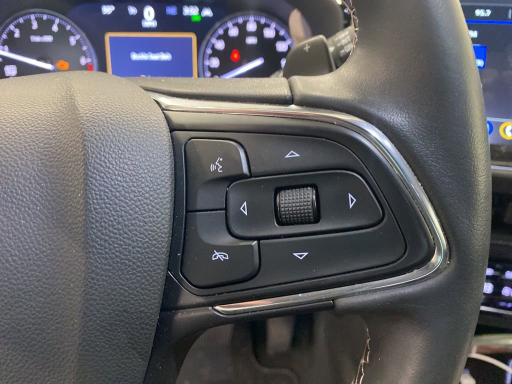 Used 2023 Buick Envision Essence image 4