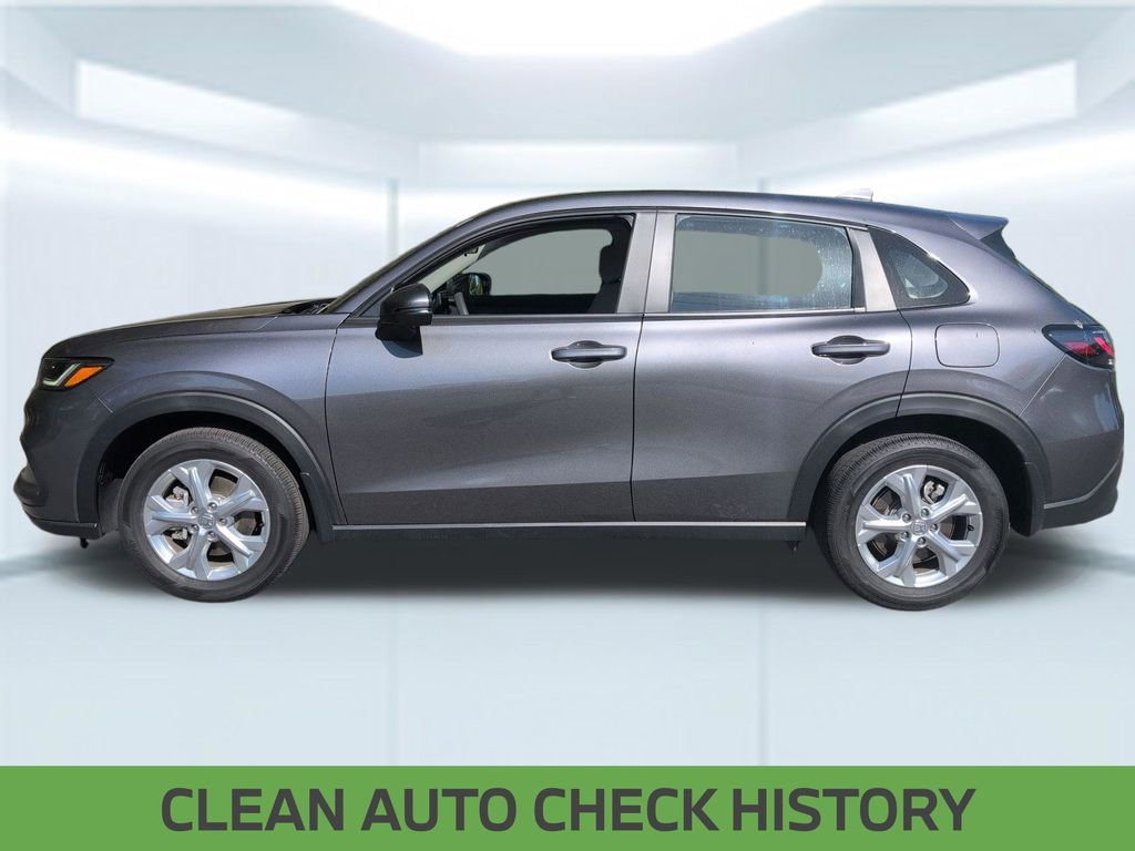 Used 2025 Honda HR-V LX image 2