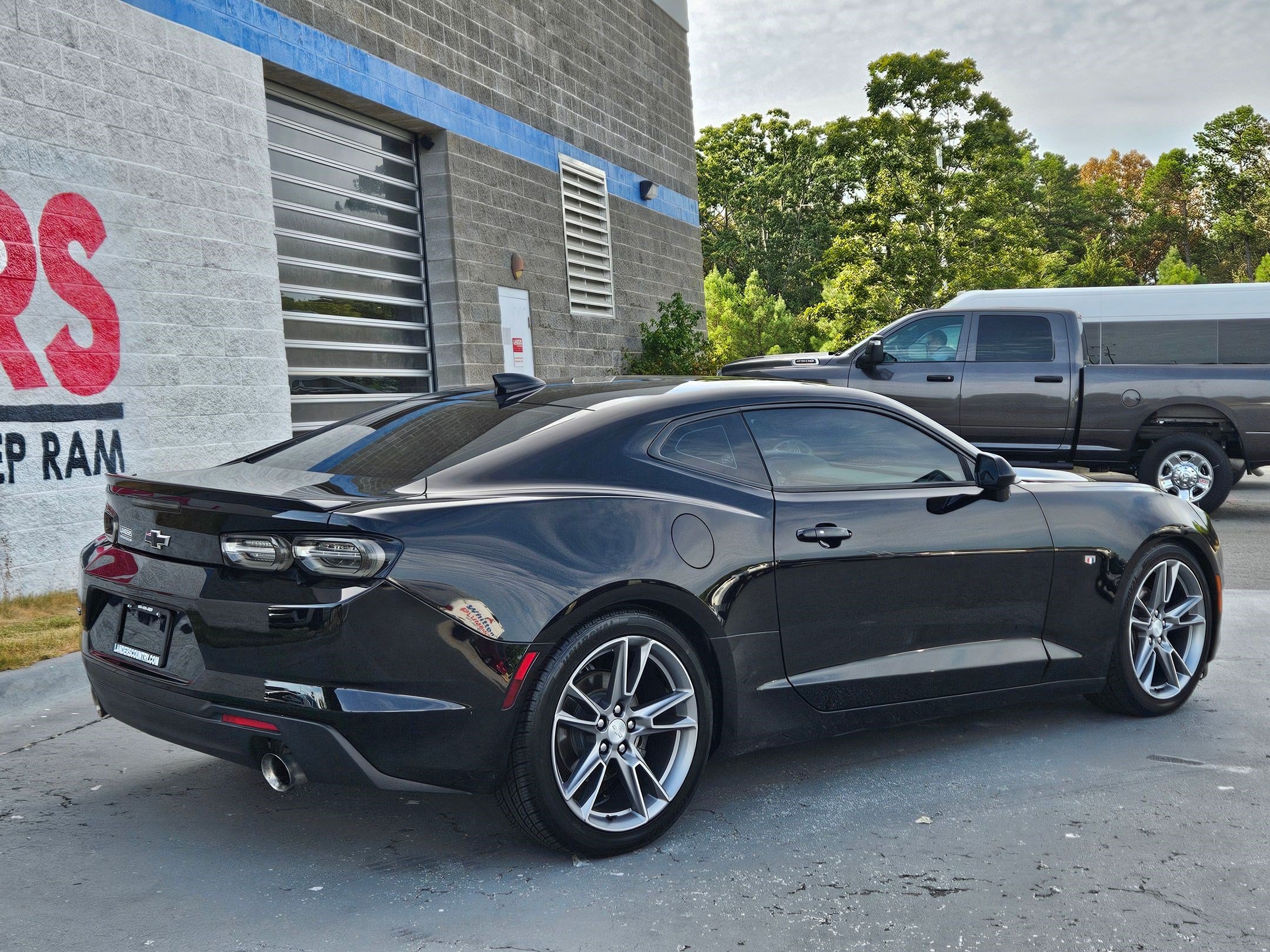 Used 2021 Chevrolet Camaro LT w/ RS Package RWD image 7