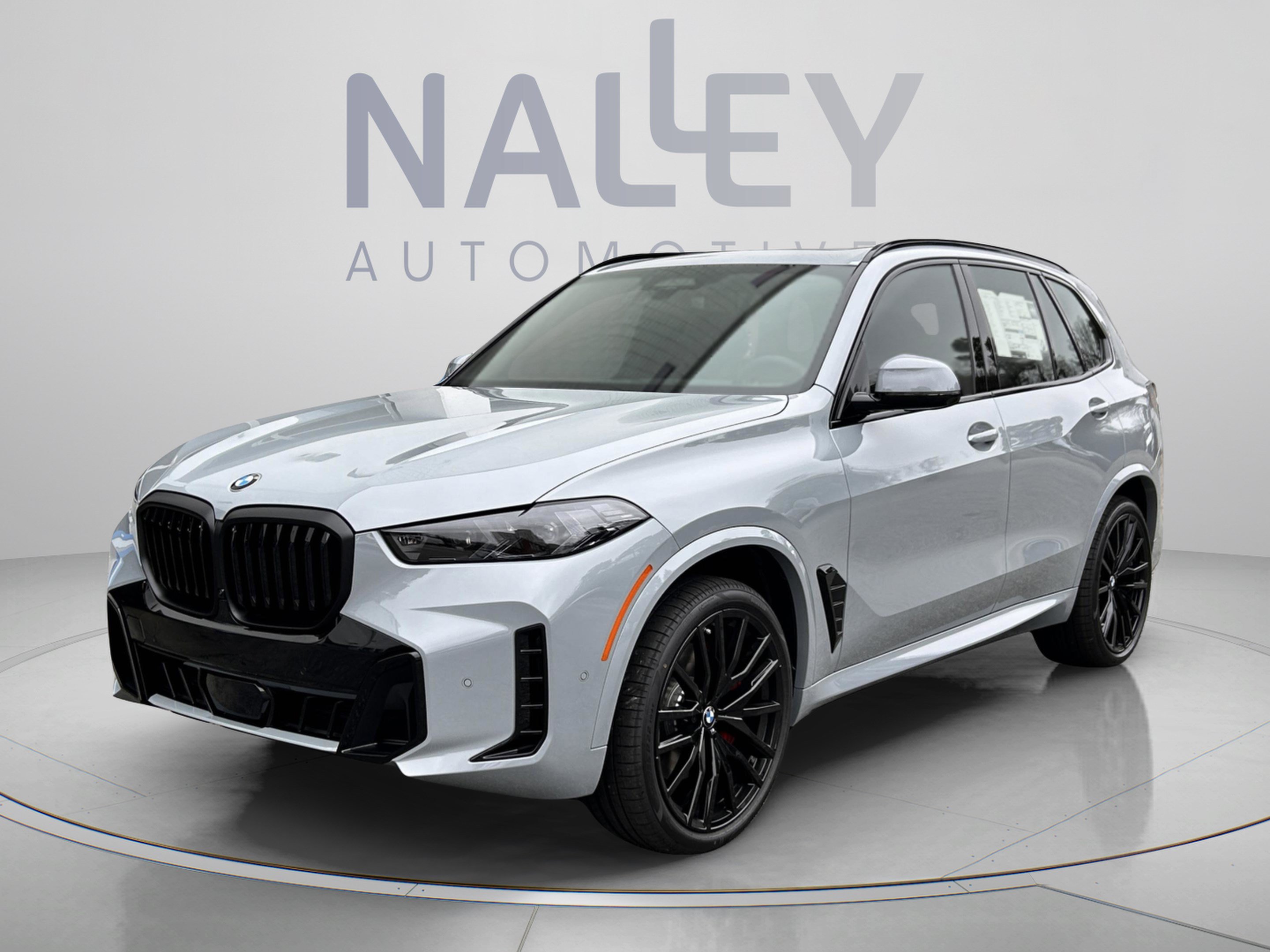 Used 2026 BMW X5 sDrive40i w/ M Sport Package RWD image 1