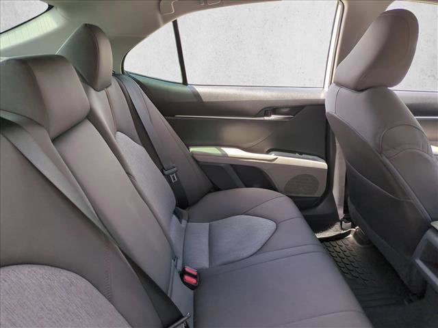 Used 2019 Toyota Camry LE image 18