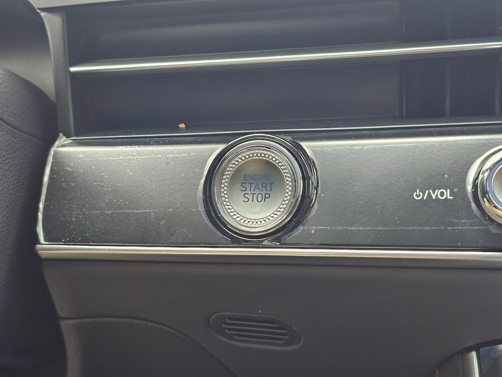 New 2026 Genesis GV70 3.5T Sport Advanced AWD/4WD image 17