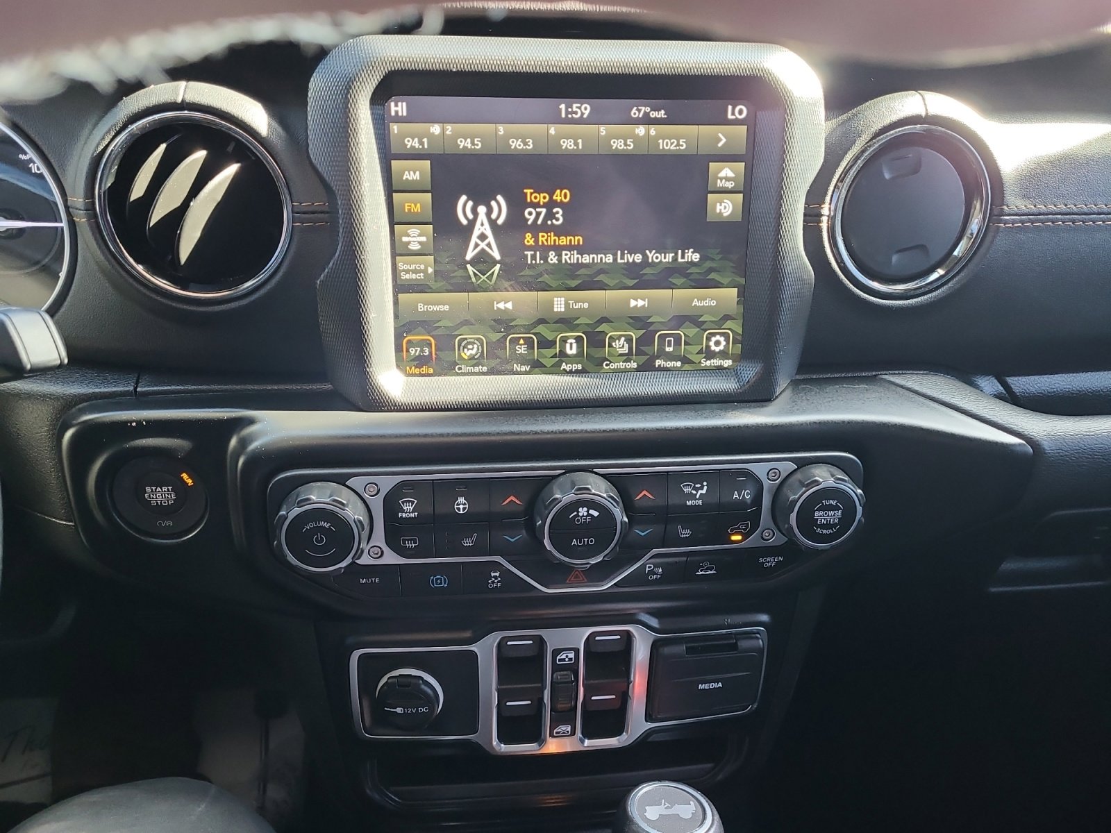 Used 2021 Jeep Wrangler Unlimited Sahara image 18