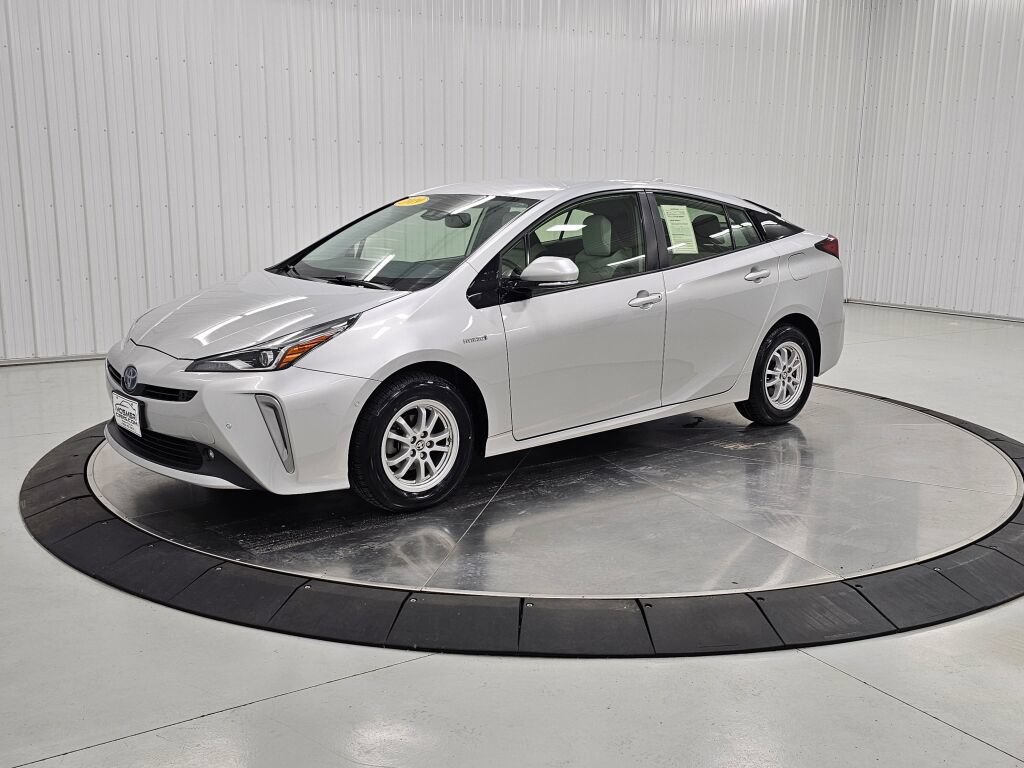 Used 2019 Toyota Prius XLE
