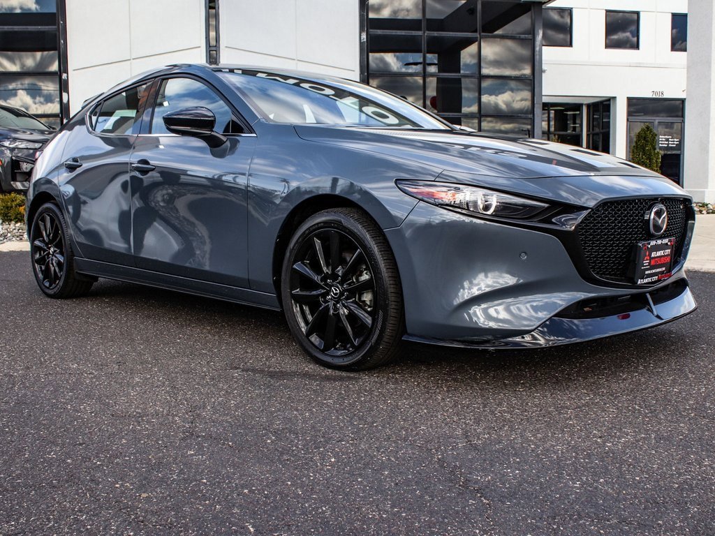 Used 2022 MAZDA MAZDA3 s image 3