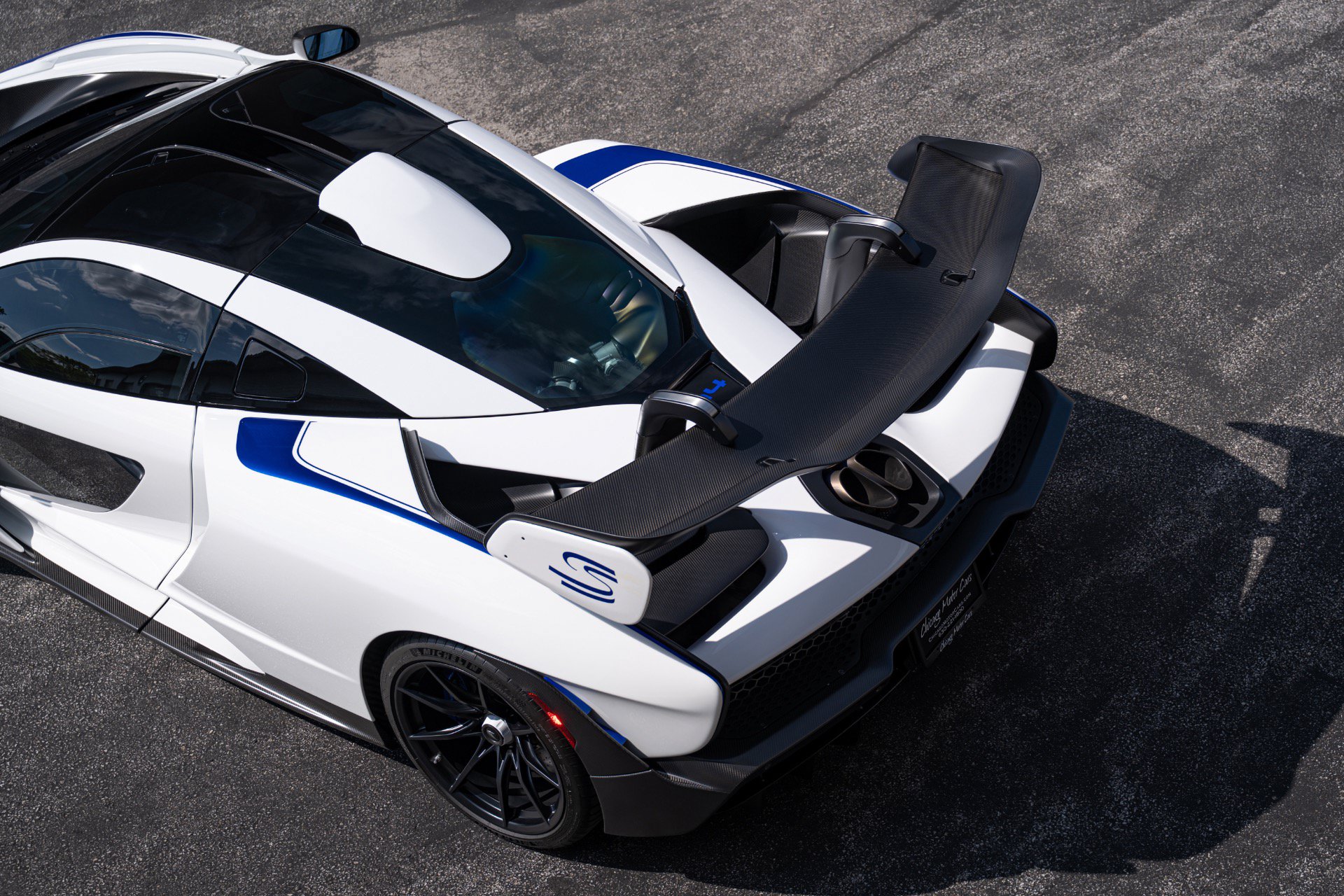 Used 2019 McLaren Senna RWD image 52