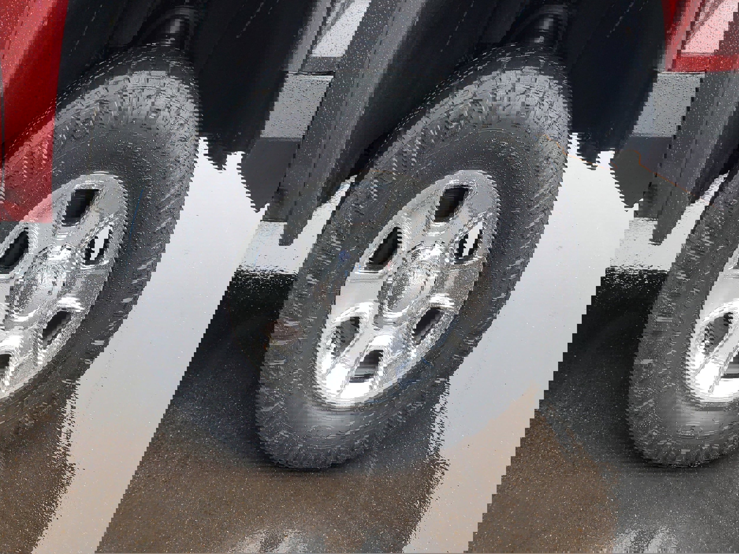 Used 2014 GMC Sierra 1500 SLE w/ SLE Value Package image 6